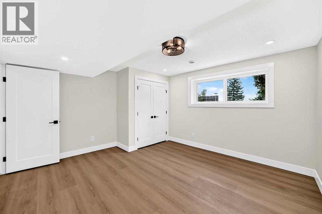 307 Silverthorn Way NW, Calgary, Alberta  T3B 4E8 - Photo 38 - A2335043
