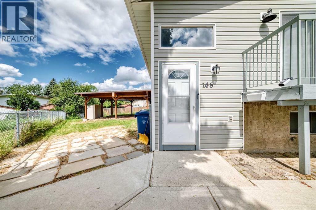 148 Fonda Drive SE, Calgary, Alberta  T2A 6E6 - Photo 3 - A2332021