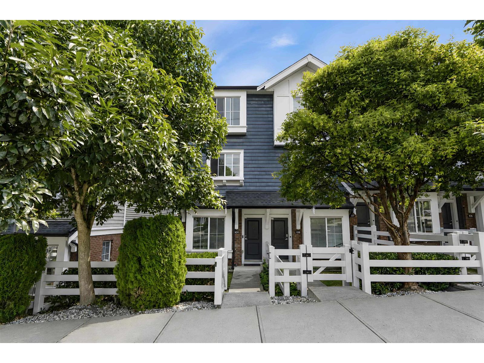 109 14833 61 Avenue, Surrey, British Columbia  V3S 6T6 - Photo 3 - R3153100