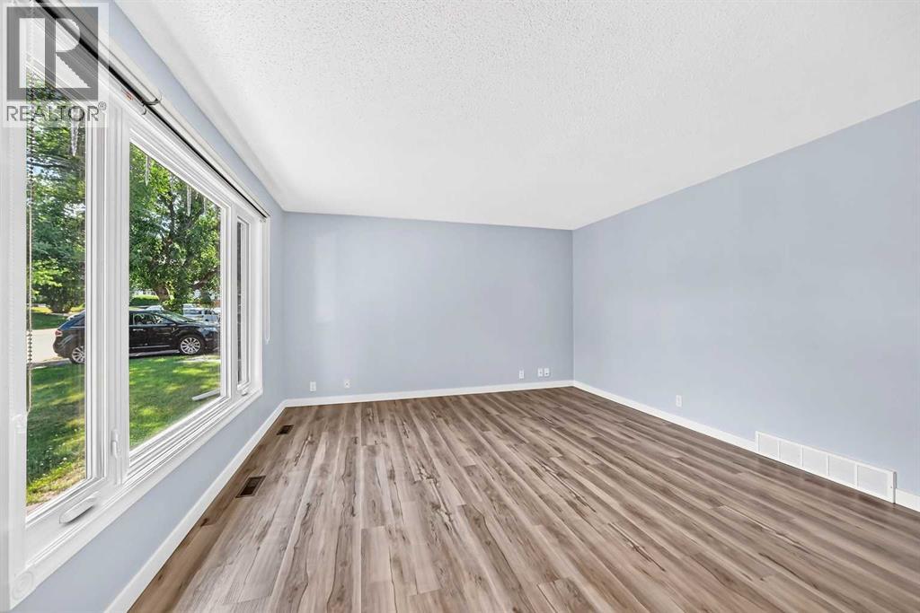 32 Macewan Park Link NW, Calgary, Alberta  T3K 3E8 - Photo 9 - A2333588