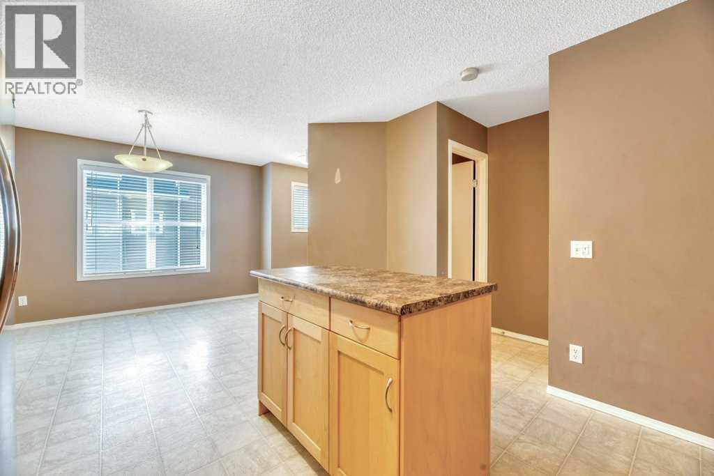 80 Elgin Gardens SE, Calgary, Alberta  T2Z 4T4 - Photo 11 - A2335294