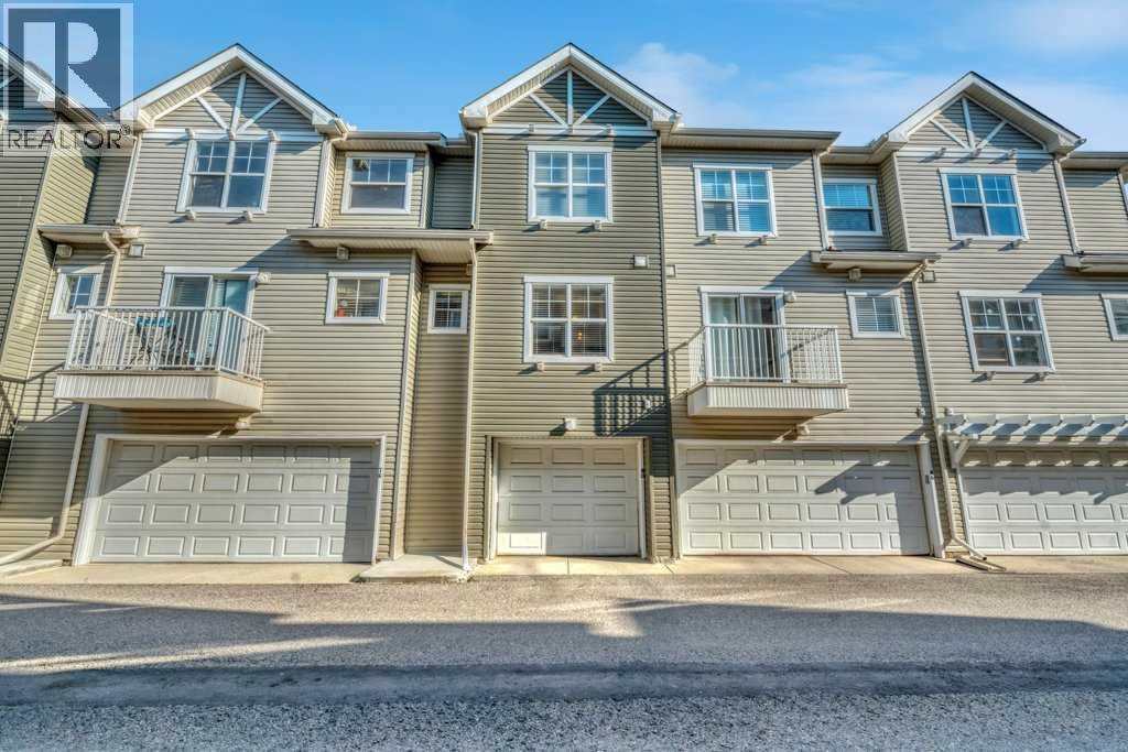 80 Elgin Gardens SE, Calgary, Alberta  T2Z 4T4 - Photo 35 - A2335294