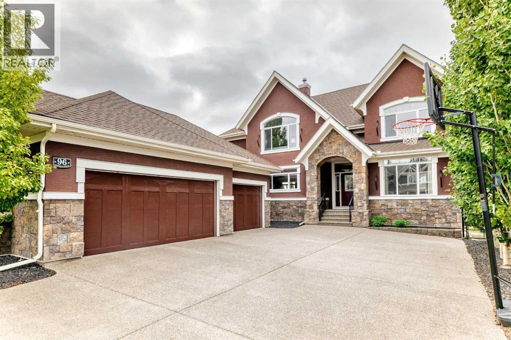96 Cranarch Heights SE, Calgary, Alberta