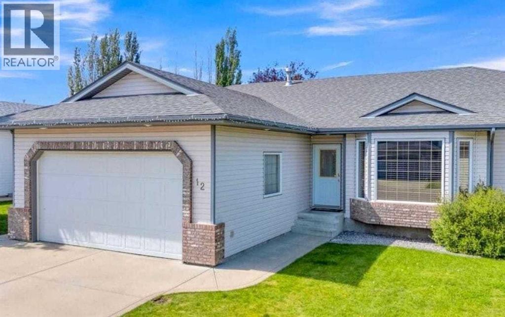 12 Archibald Crescent, Red Deer, Alberta  T4R 2X3 - Photo 2 - A2331497