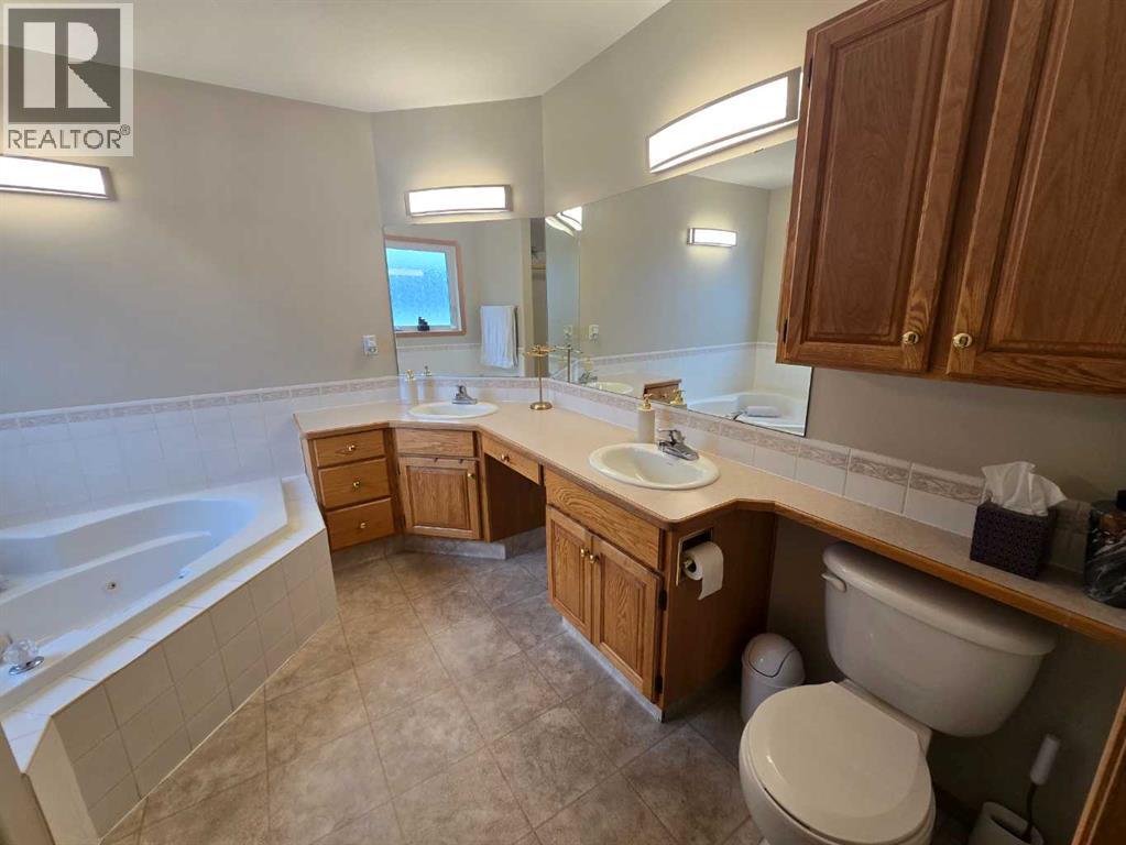 12 Archibald Crescent, Red Deer, Alberta  T4R 2X3 - Photo 20 - A2331497