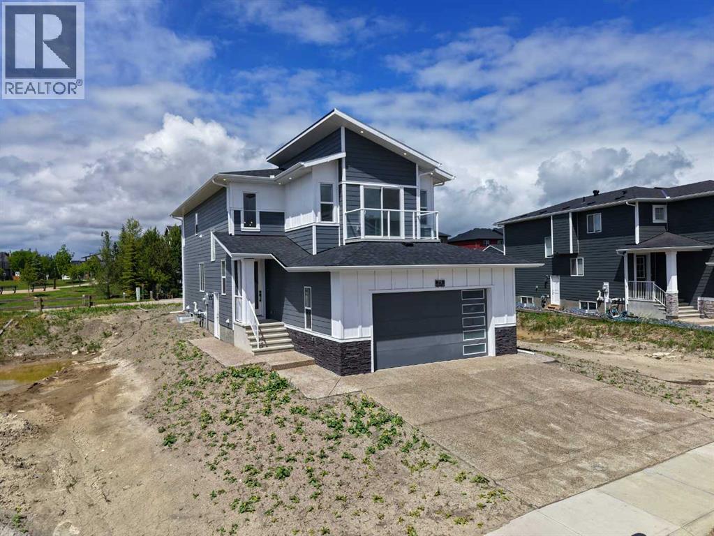 75 Sunvalley Way, Cochrane, Alberta  T4C 0X8 - Photo 2 - A2324347