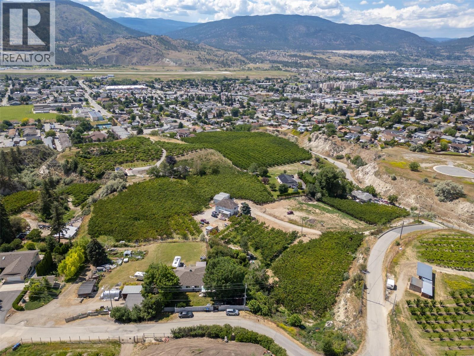 2885 Valleyview Road, Penticton, British Columbia  V2A 8V7 - Photo 3 - 10394331