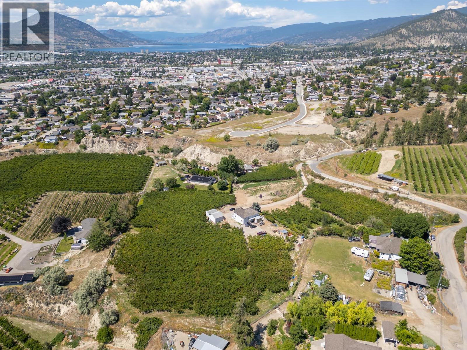 2885 Valleyview Road, Penticton, British Columbia  V2A 8V7 - Photo 2 - 10394331