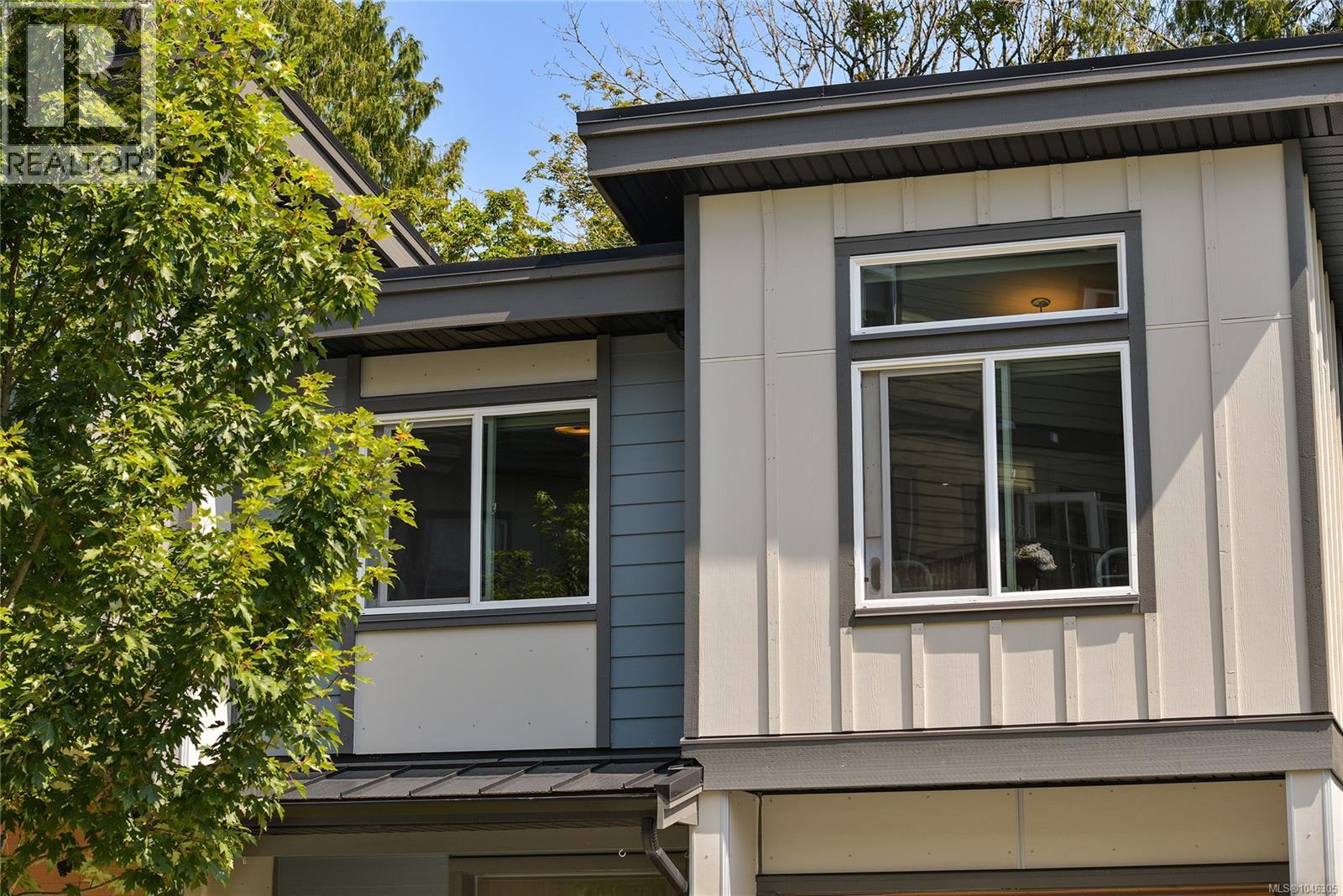 937 Echo Valley Pl