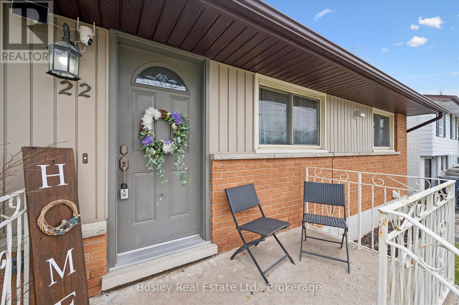 22 Delaware Avenue, Guelph, Ontario  N1E 3V4 - Photo 4 - X13003190