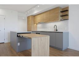 15XX 13428 105 AVENUE, Surrey, British Columbia
