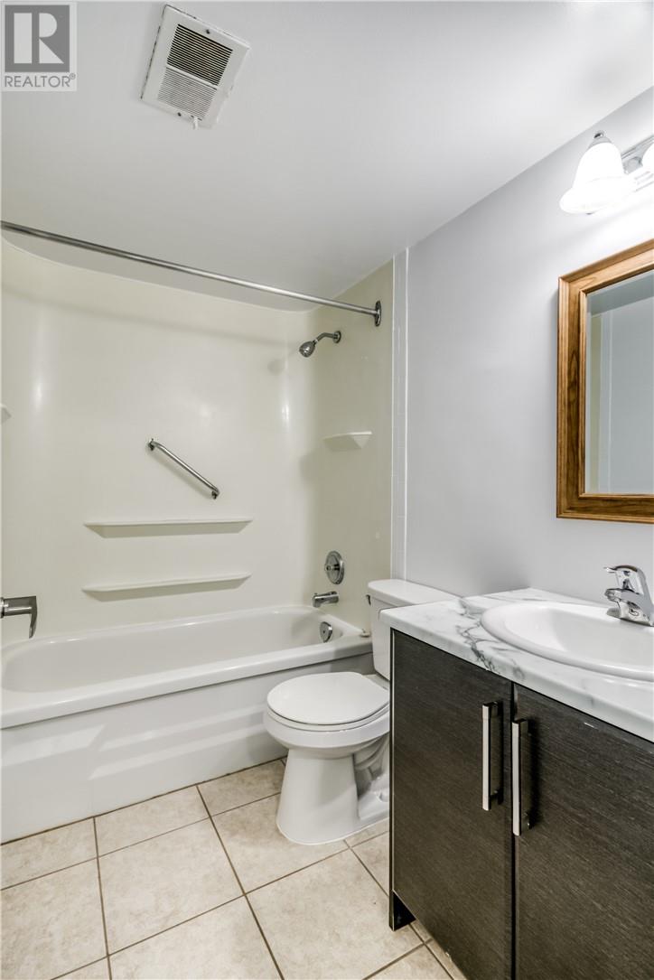 901 Lasalle Boulevard Unit# 405, Greater Sudbury, Ontario  P3A 1X7 - Photo 10 - 2129675
