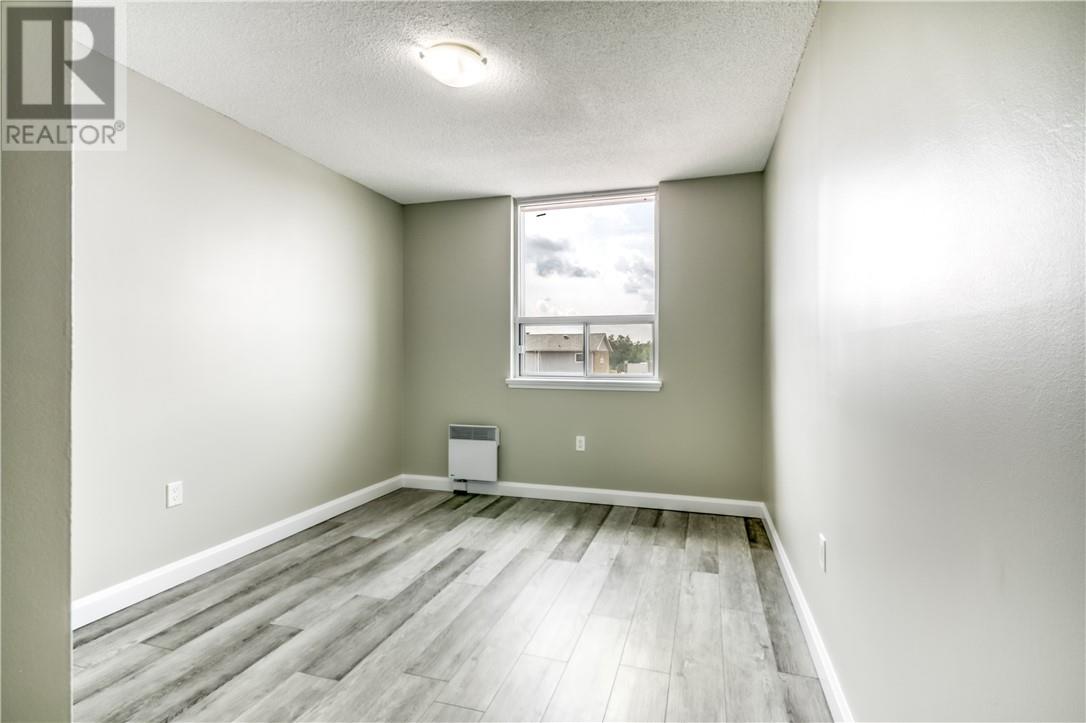 901 Lasalle Boulevard Unit# 405, Greater Sudbury, Ontario  P3A 1X7 - Photo 11 - 2129675