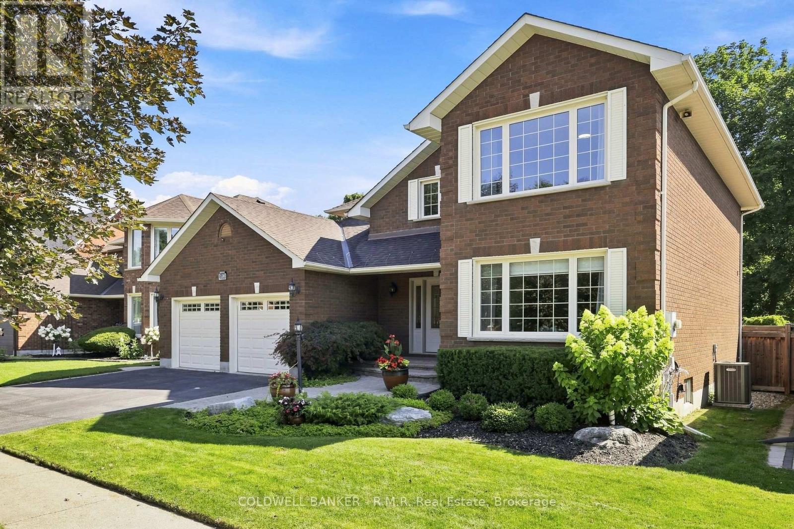 138 SAMAC TRAIL, Oshawa, Ontario