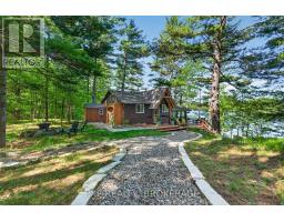 7A&B OVERLOOK LANE, Rideau Lakes, Ontario