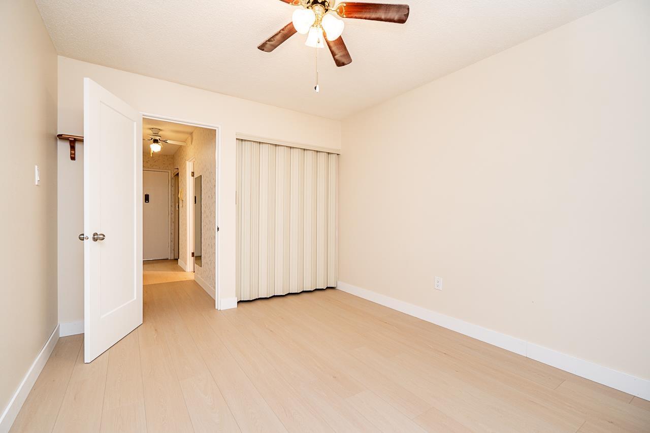 208 15020 North Bluff Road, White Rock, British Columbia  V4B 5A4 - Photo 17 - R3153458
