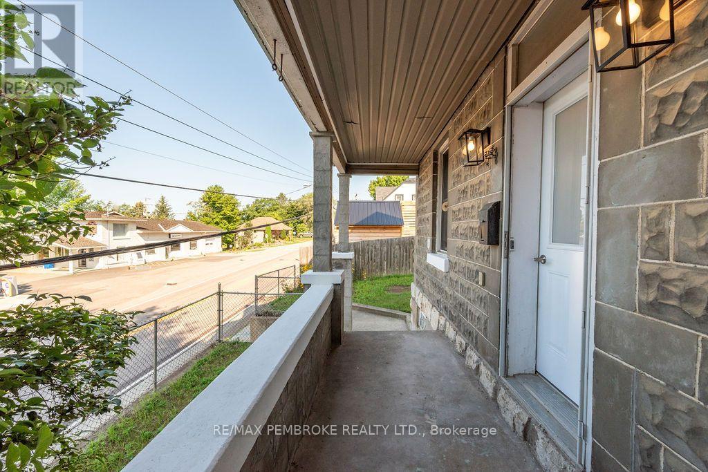 131 Bonnechere Street W, Bonnechere Valley, Ontario  K0J 1T0 - Photo 32 - X13648550