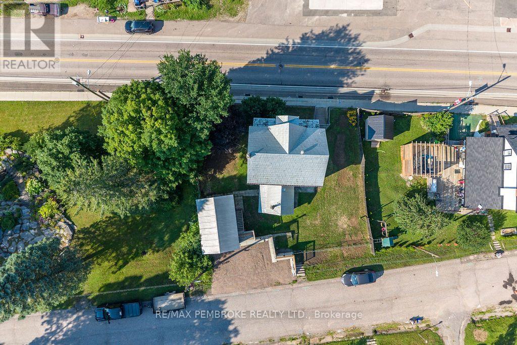 131 Bonnechere Street W, Bonnechere Valley, Ontario  K0J 1T0 - Photo 38 - X13648550
