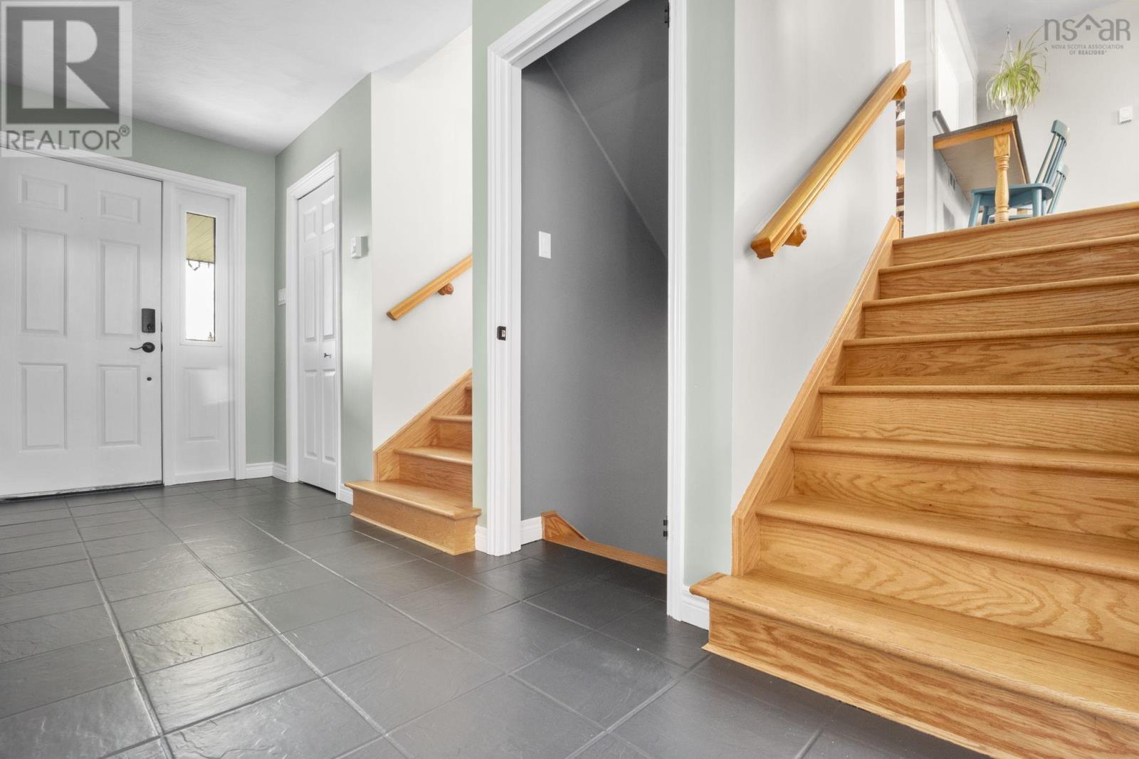 2 Woods Court, Beaver Bank, Nova Scotia  B4G 1C2 - Photo 3 - 202610831