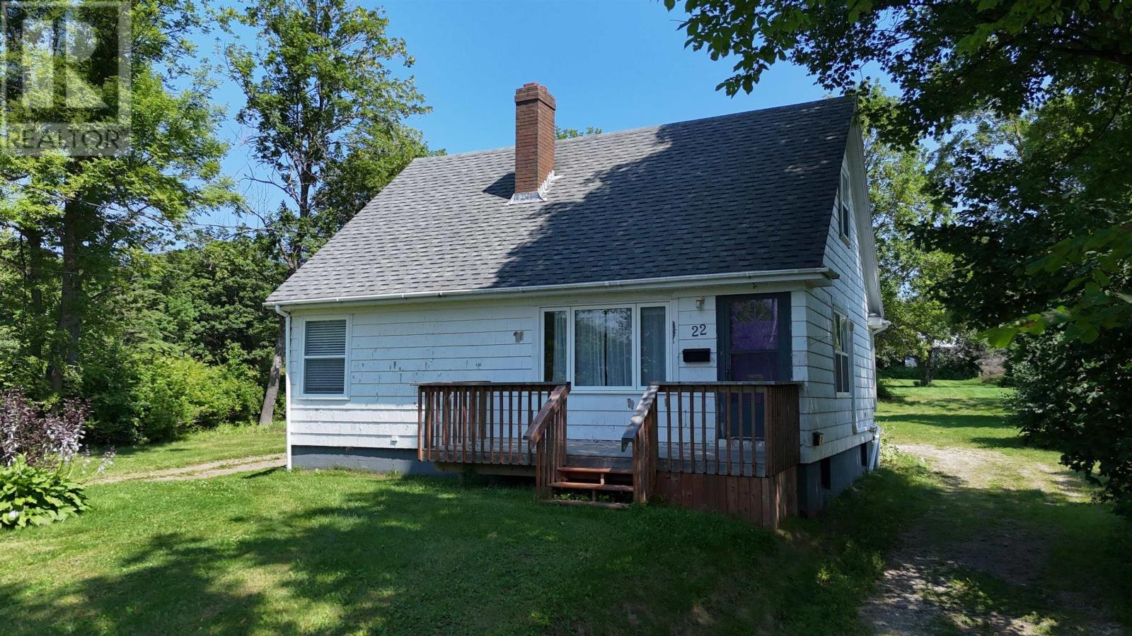 22 Archibald Street, Sydney Mines, Nova Scotia  B1V 2Y5 - Photo 2 - 202605950