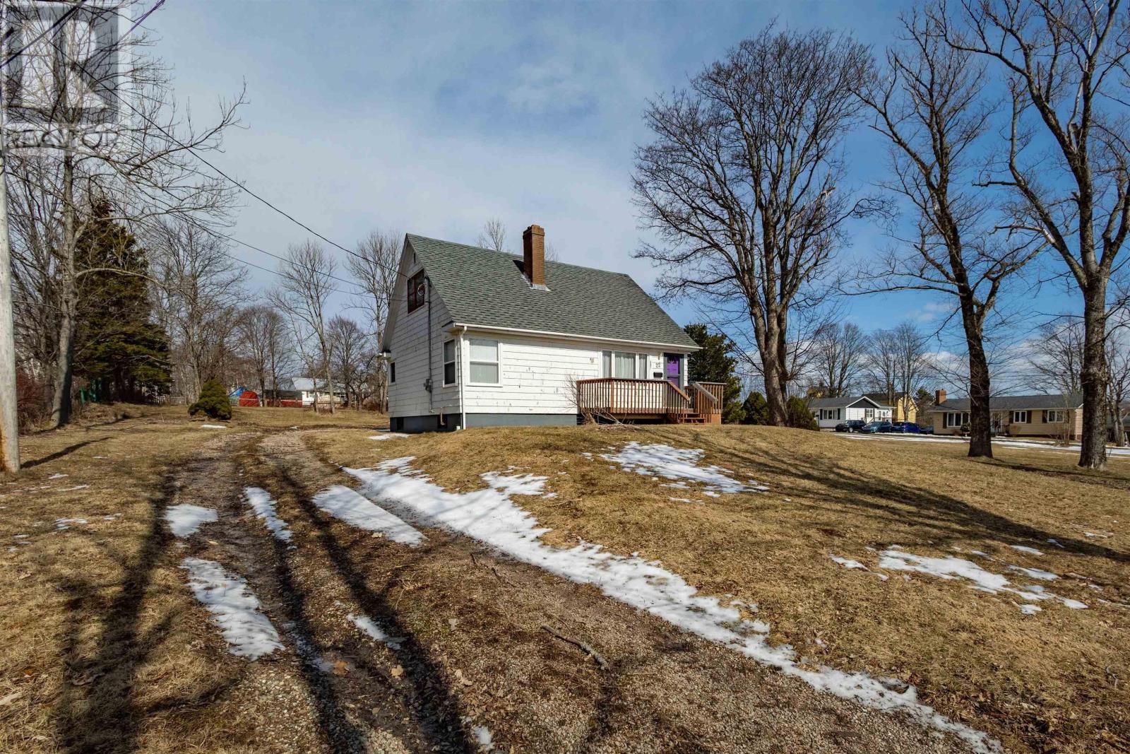 22 Archibald Street, Sydney Mines, Nova Scotia  B1V 2Y5 - Photo 49 - 202605950