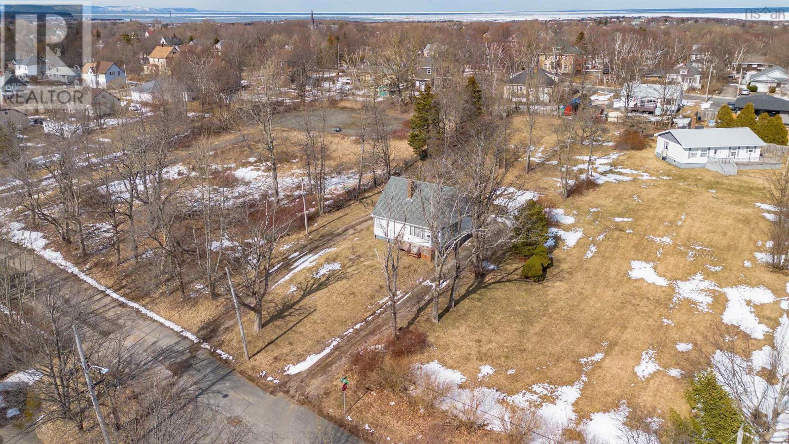 22 Archibald Street, Sydney Mines, Nova Scotia  B1V 2Y5 - Photo 45 - 202605950