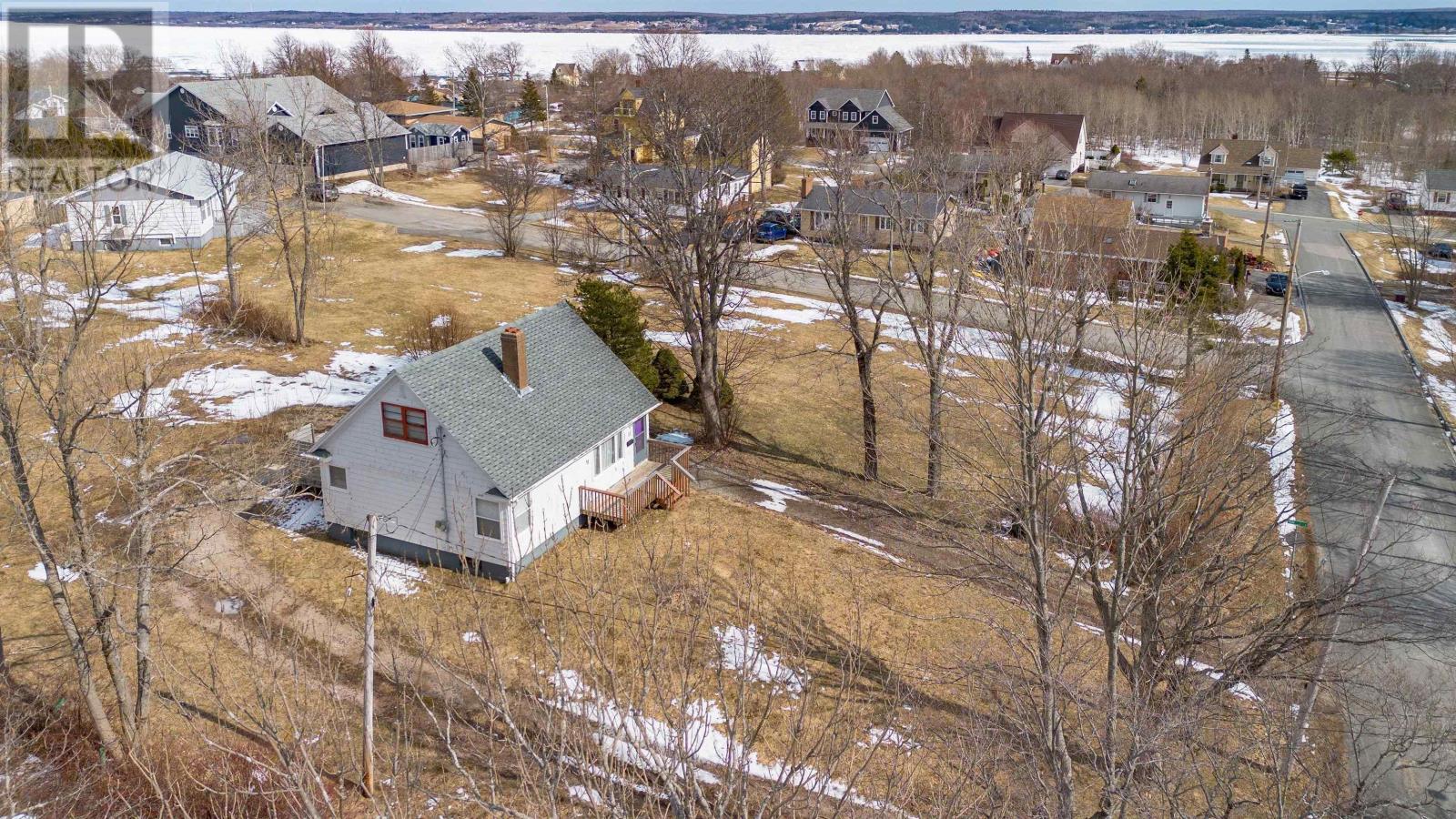 22 Archibald Street, Sydney Mines, Nova Scotia  B1V 2Y5 - Photo 42 - 202605950