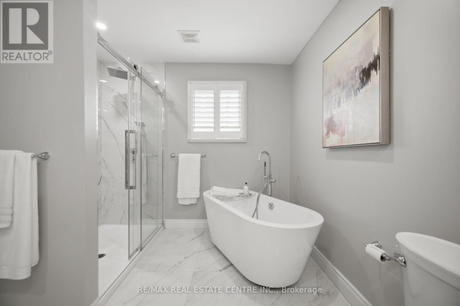1558 Highbrook Avenue, Mississauga, Ontario  L5M 4V8 - Photo 20 - W13620416