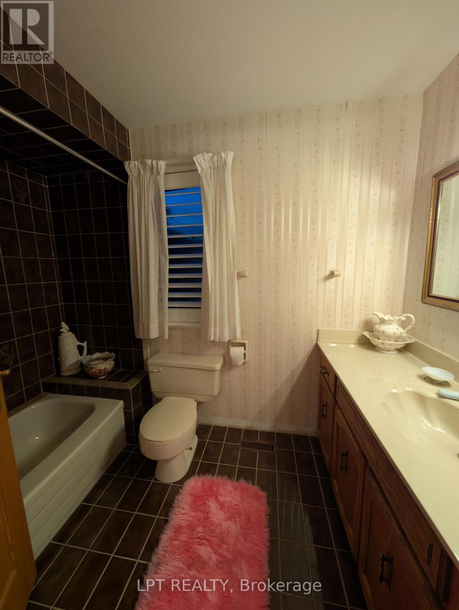 47 Parkside Drive, Oro-Medonte, Ontario  L0L 1T0 - Photo 25 - S13632102
