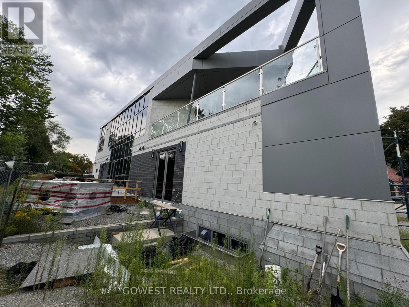 40 Tottenham Road, Toronto, Ontario  M3C 2J4 - Photo 6 - C13556548