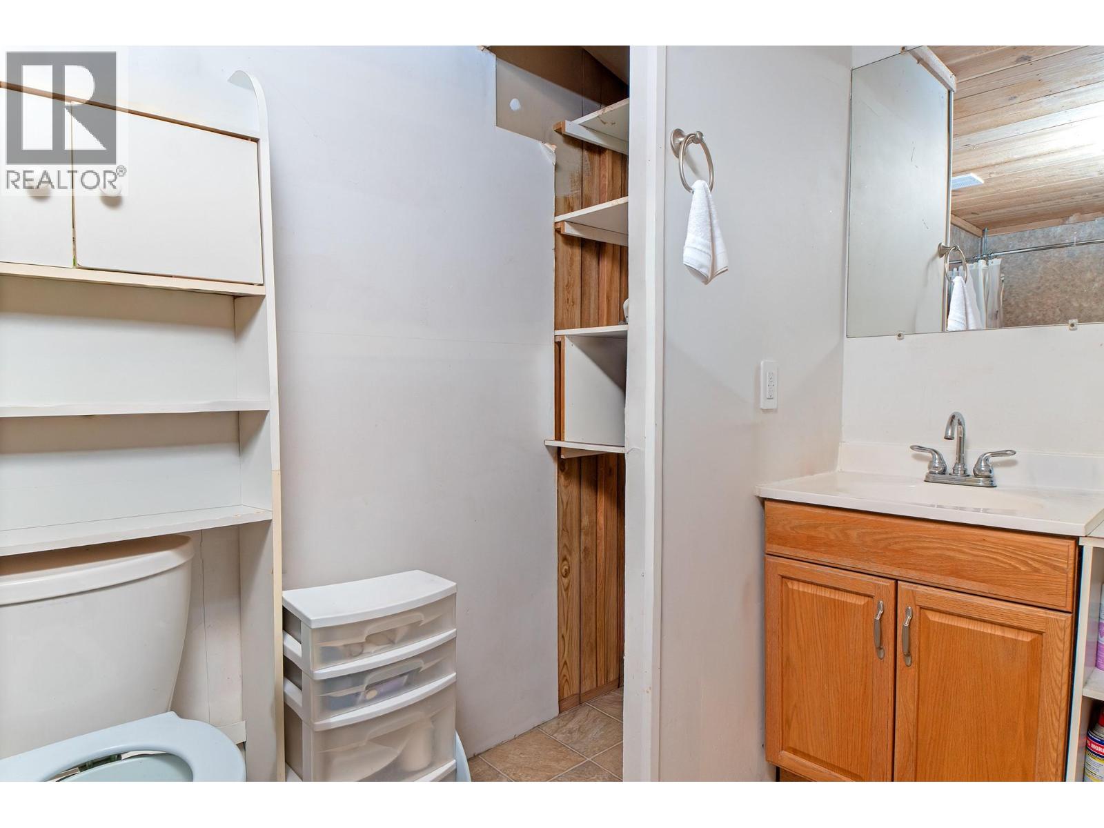 4717 Goat River North Road, Arrow Creek, British Columbia  V0B 1G9 - Photo 13 - 10397131