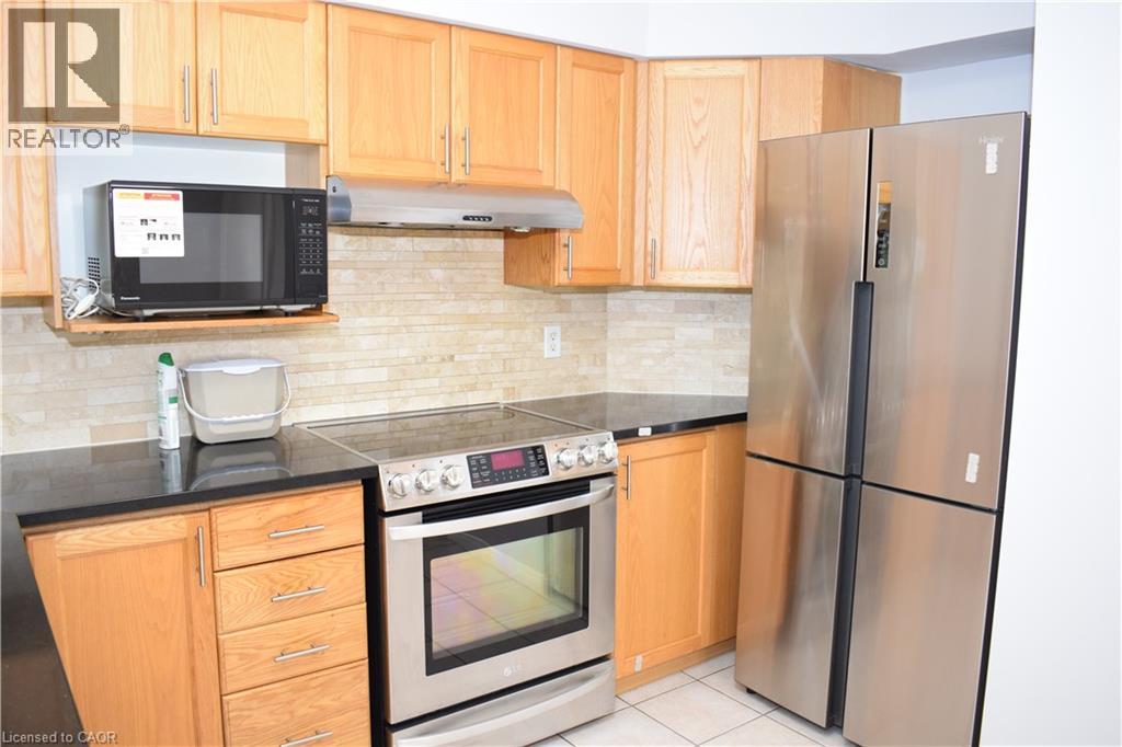 688 Star Flower Avenue Unit# A, Waterloo, Ontario  N2V 2L2 - Photo 7 - 40854100