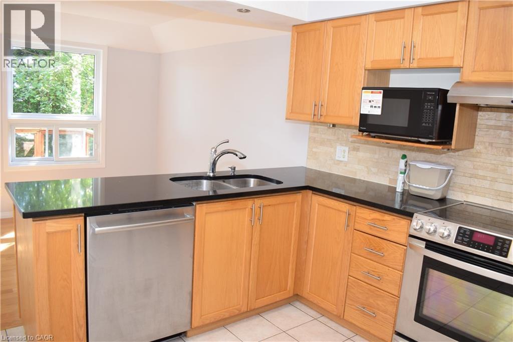 688 Star Flower Avenue Unit# A, Waterloo, Ontario  N2V 2L2 - Photo 8 - 40854100