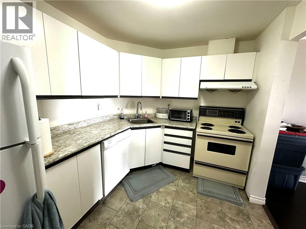 858 Commissioners Road E Unit# 806, London, Ontario  N6C 5Y5 - Photo 4 - 40854011