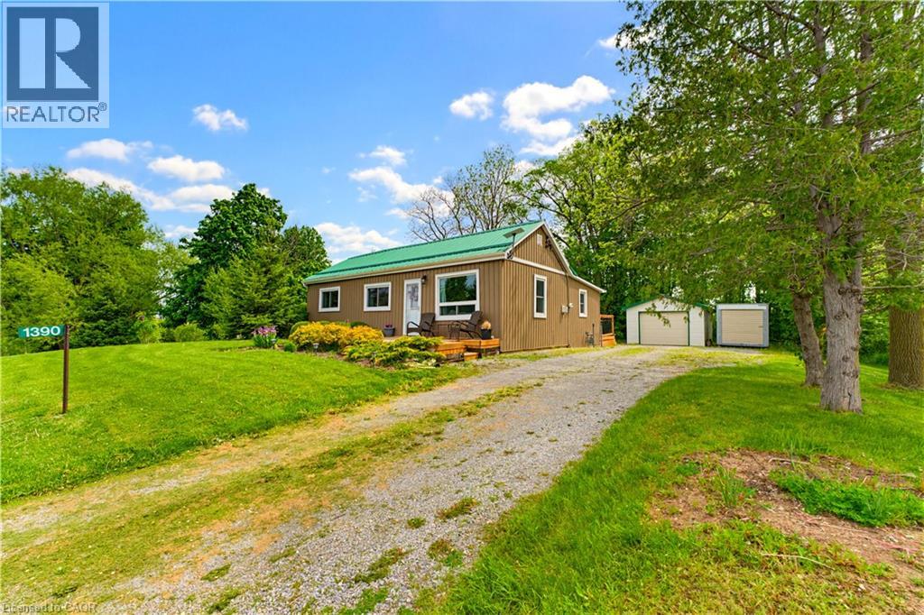 1390 Mckenzie Road, Caledonia, Ontario  N3W 2C2 - Photo 2 - 40842198