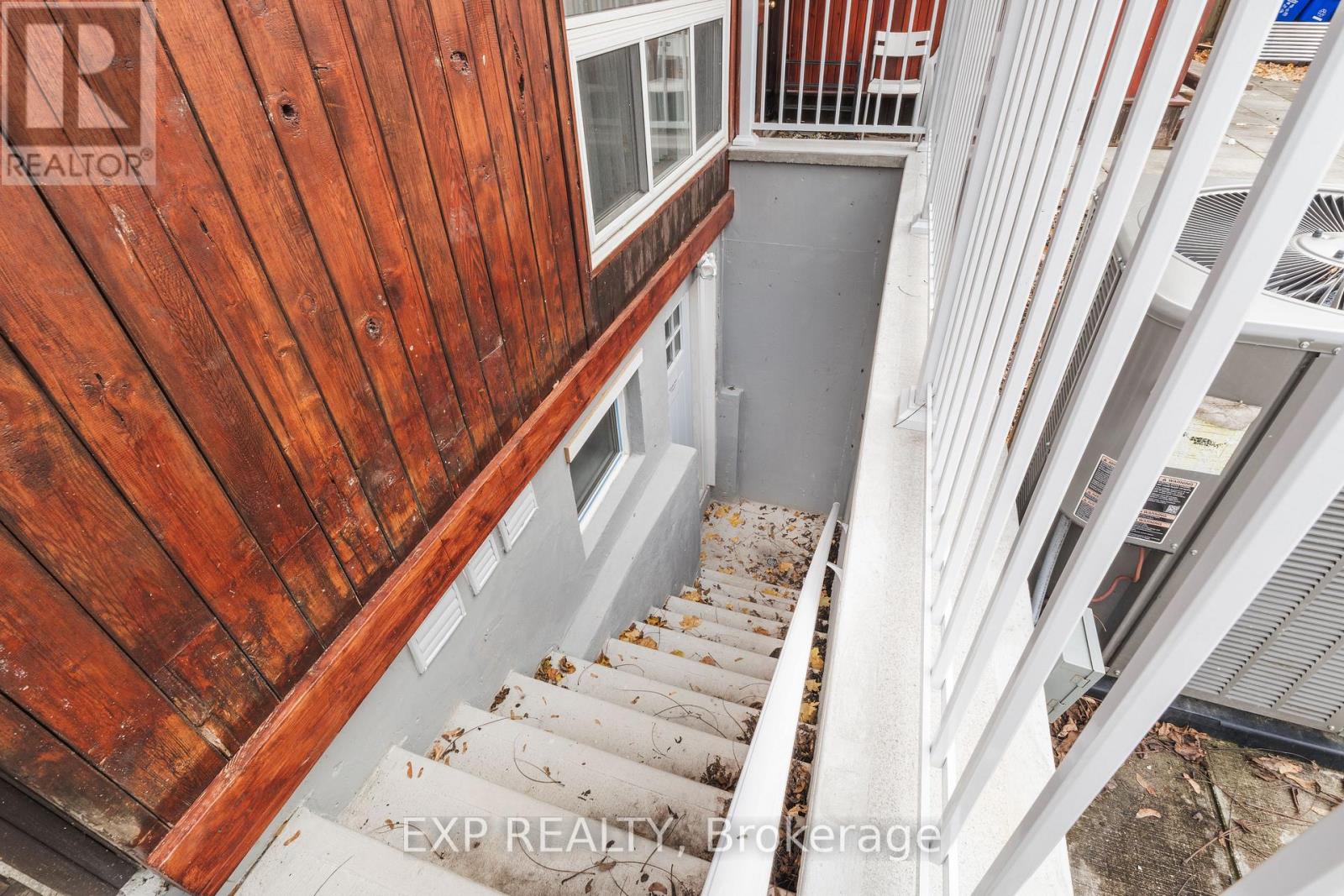 34 Rodda Boulevard, Toronto, Ontario M1E 2Z6 - Photo 3 - E13648462