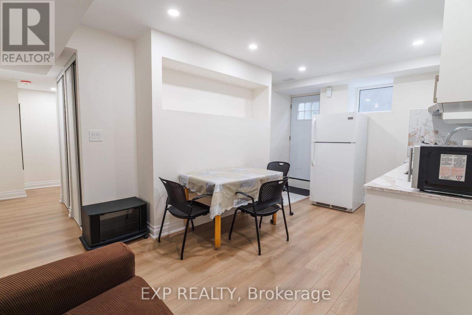 34 Rodda Boulevard, Toronto, Ontario M1E 2Z6 - Photo 7 - E13648462