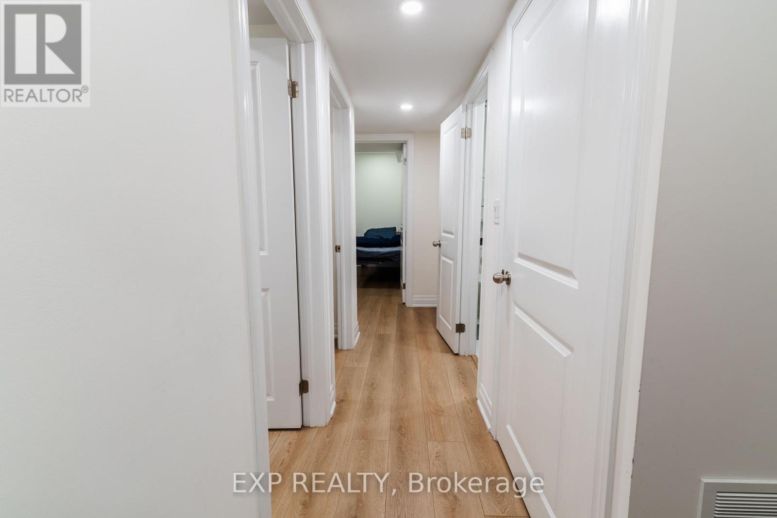 34 Rodda Boulevard, Toronto, Ontario M1E 2Z6 - Photo 9 - E13648462