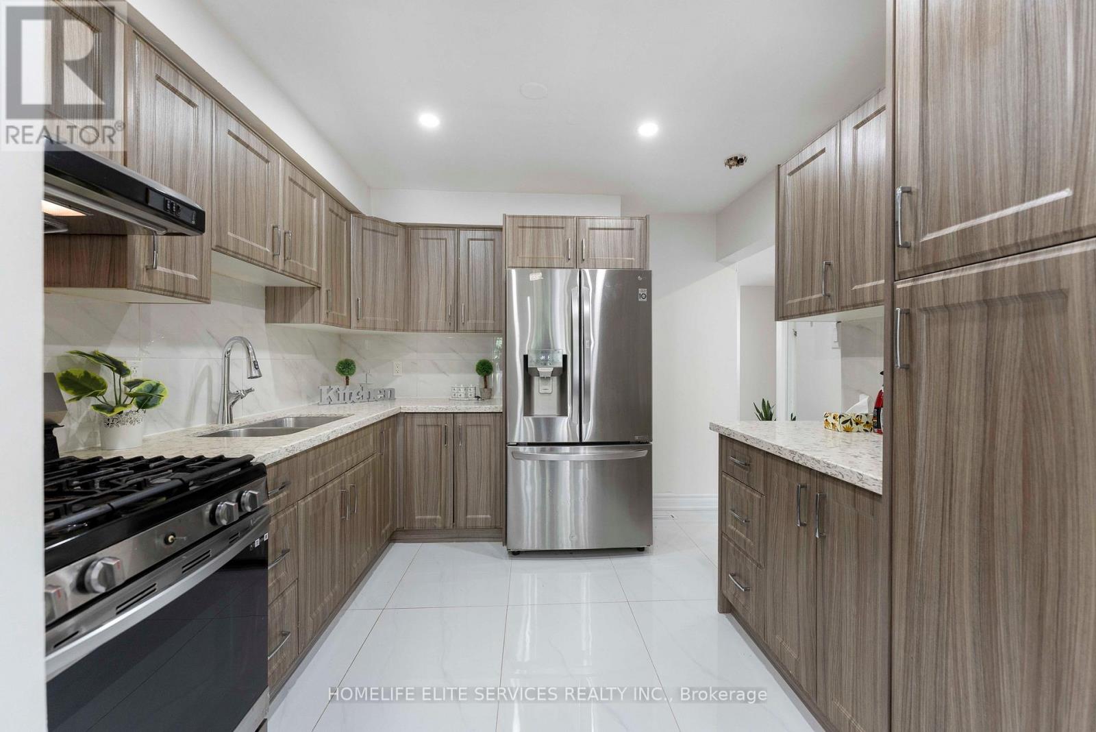 44 Greenhedges Court, Toronto, Ontario  M1B 1T2 - Photo 18 - E13648518
