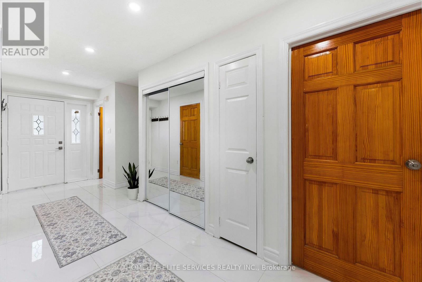 44 Greenhedges Court, Toronto, Ontario  M1B 1T2 - Photo 21 - E13648518