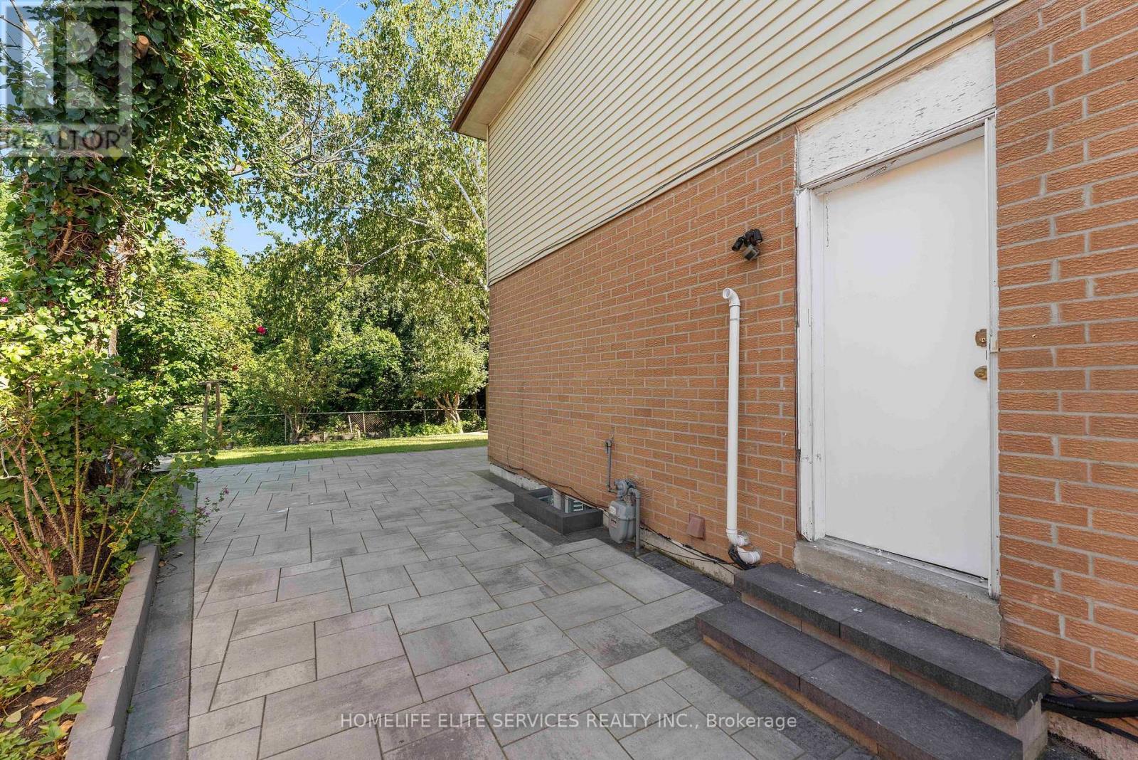44 Greenhedges Court, Toronto, Ontario  M1B 1T2 - Photo 45 - E13648518