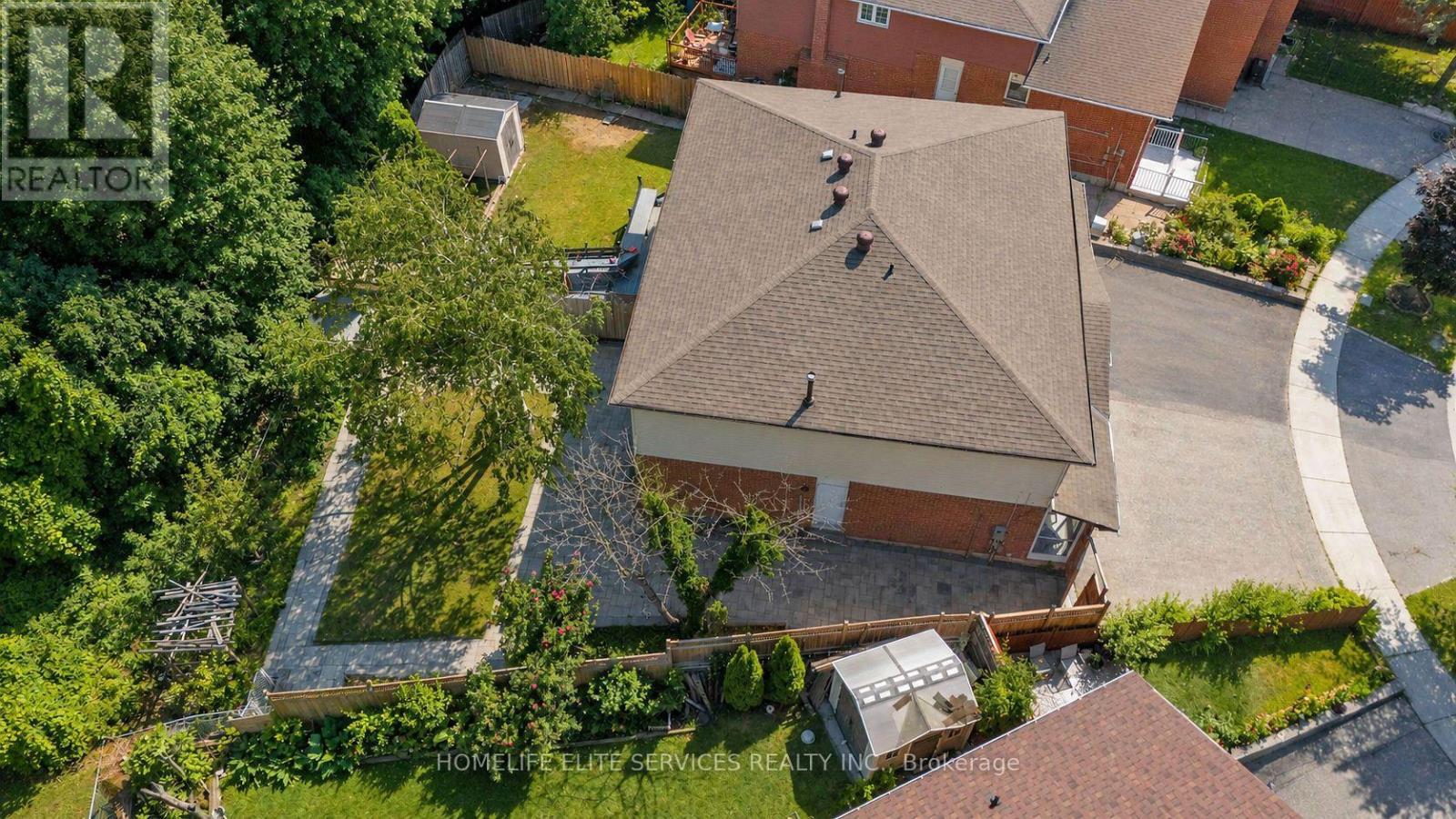 44 Greenhedges Court, Toronto, Ontario  M1B 1T2 - Photo 6 - E13648518