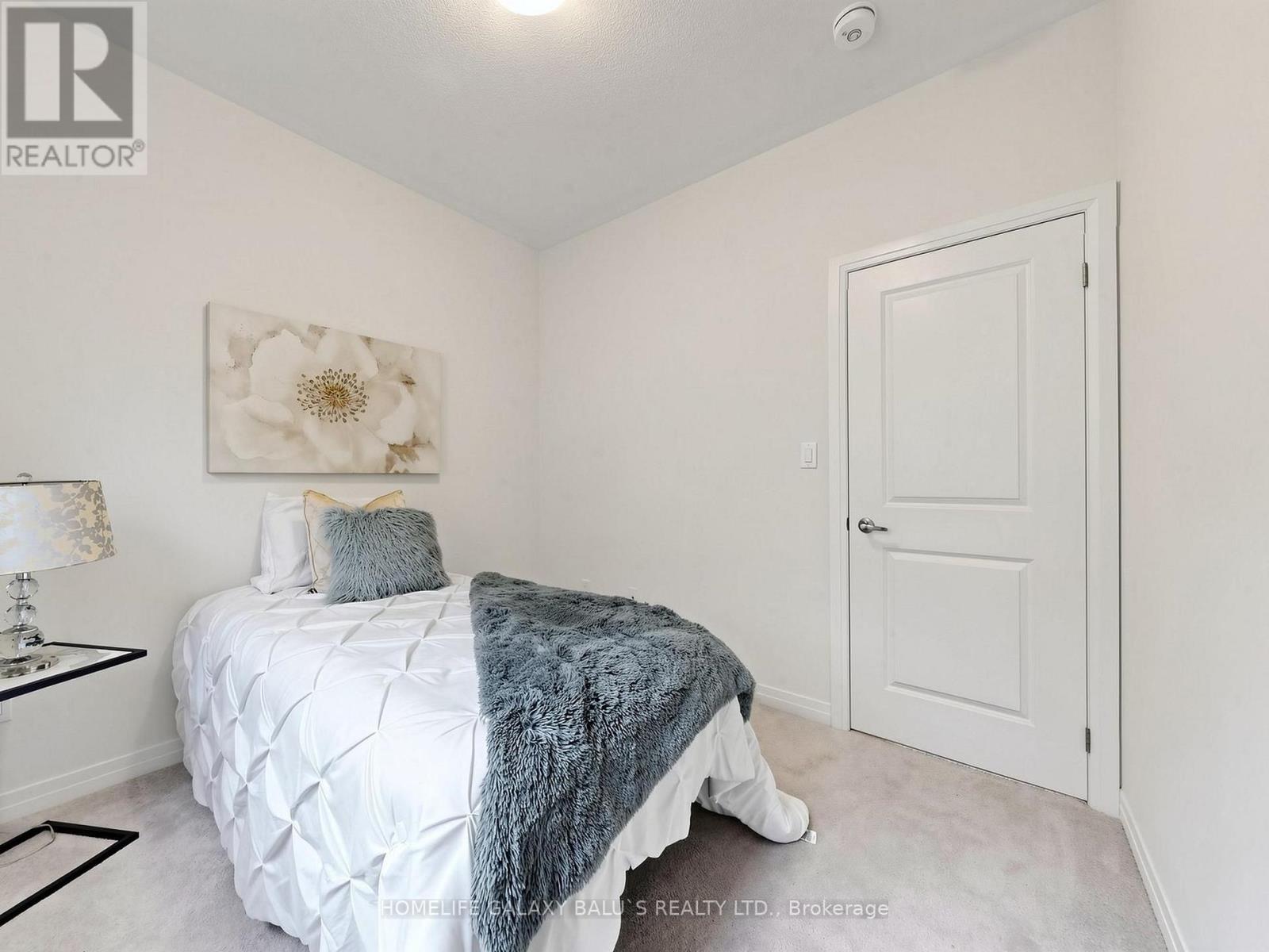 1074 Pisces Trail, Pickering, Ontario  L0H 1J0 - Photo 37 - E13648536
