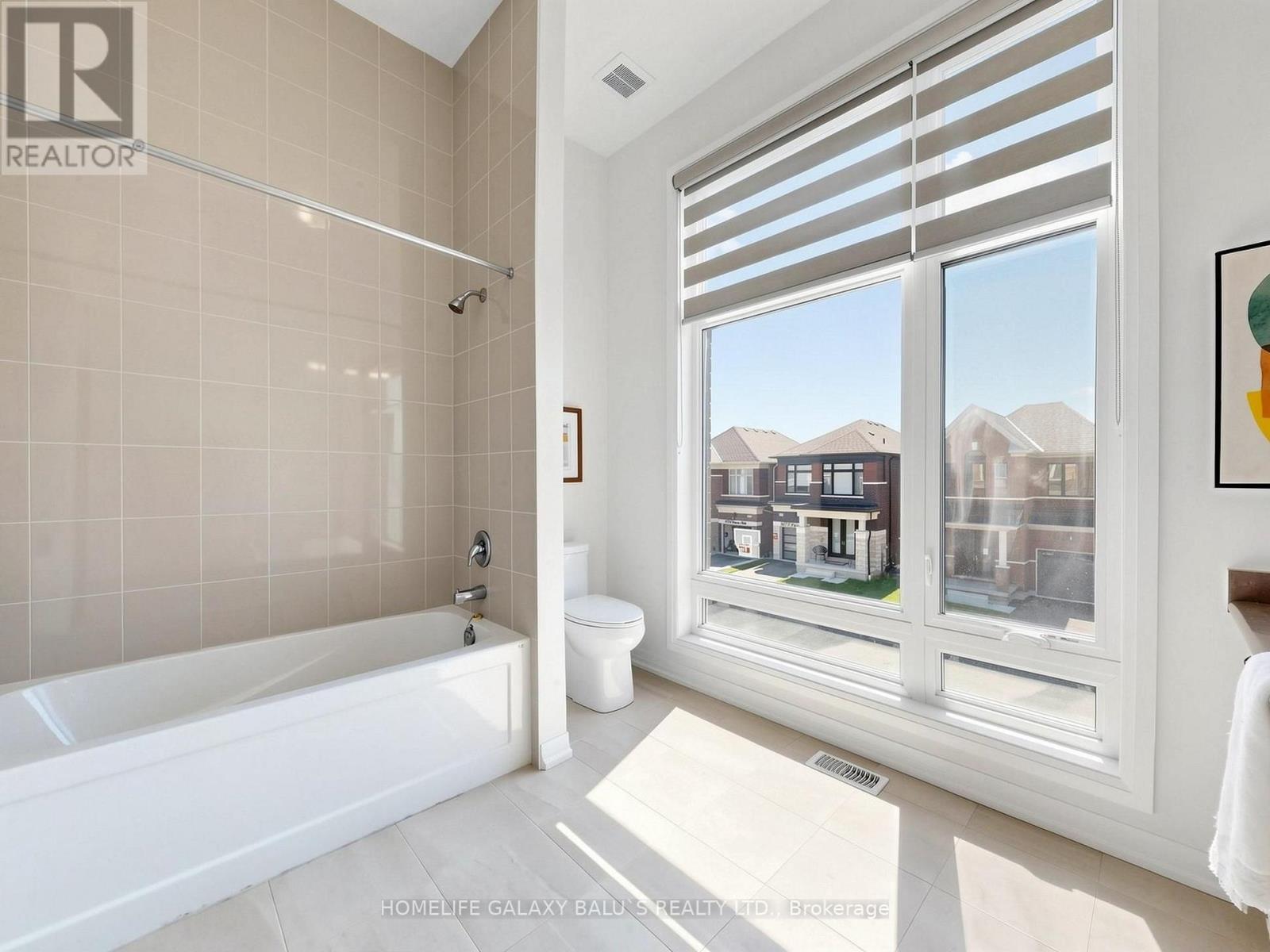1074 Pisces Trail, Pickering, Ontario  L0H 1J0 - Photo 44 - E13648536