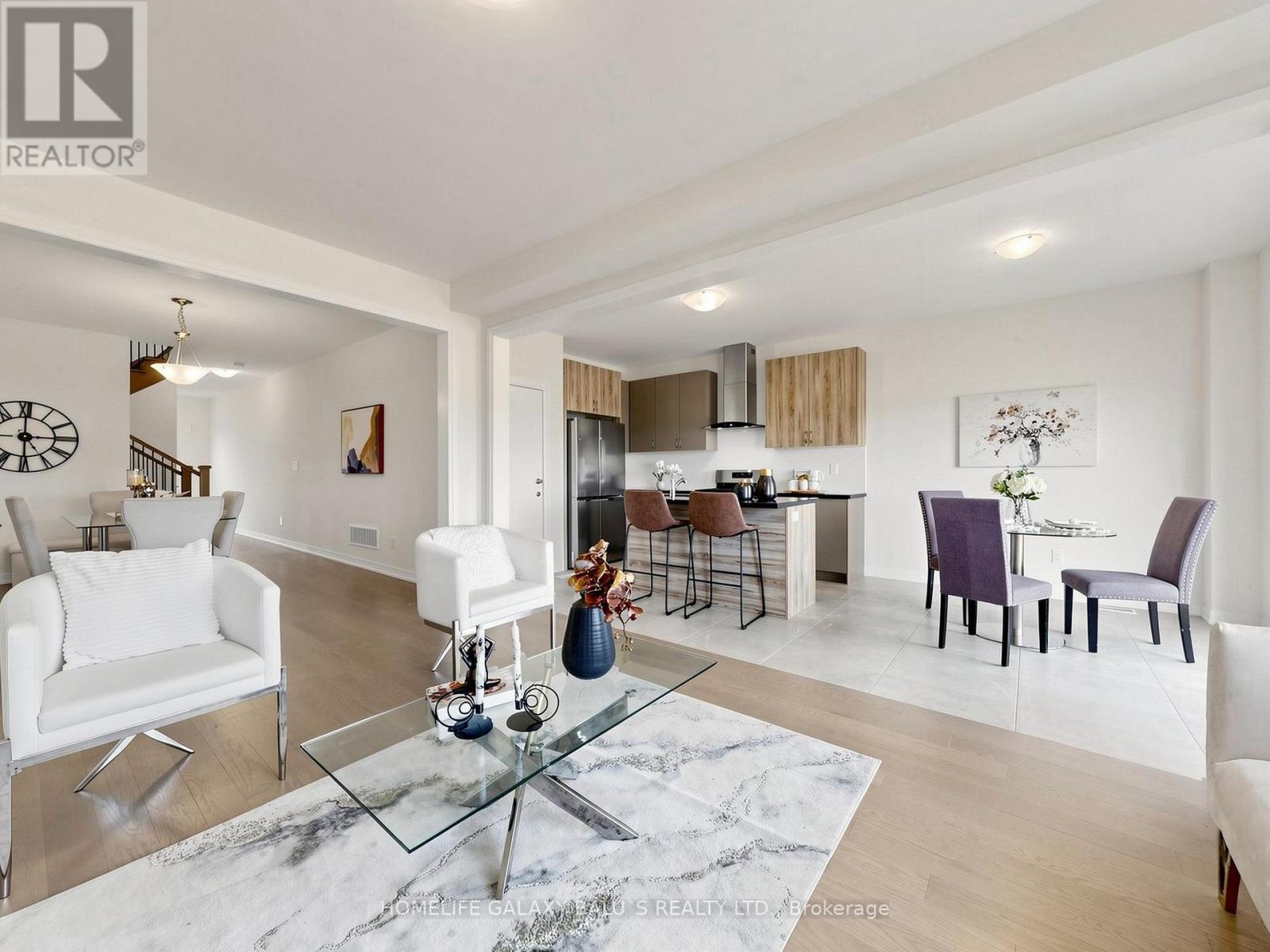 1074 Pisces Trail, Pickering, Ontario  L0H 1J0 - Photo 6 - E13648536