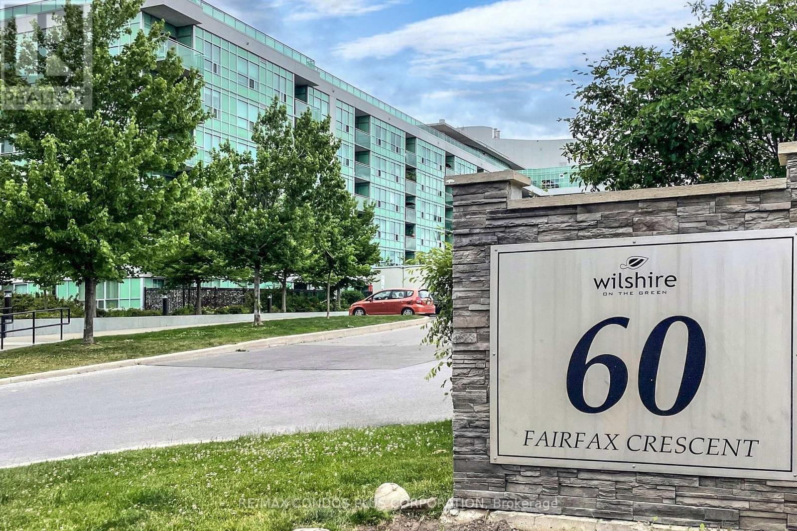 315 - 60 Fairfax Crescent, Toronto, Ontario  M1L 0E1 - Photo 2 - E13648580