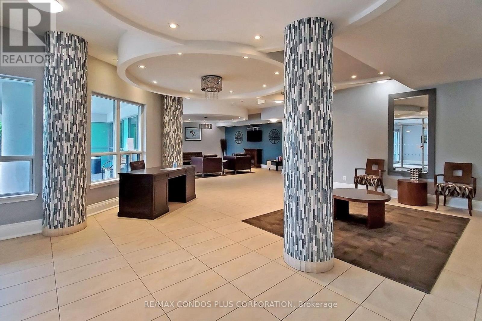 315 - 60 Fairfax Crescent, Toronto, Ontario  M1L 0E1 - Photo 4 - E13648580