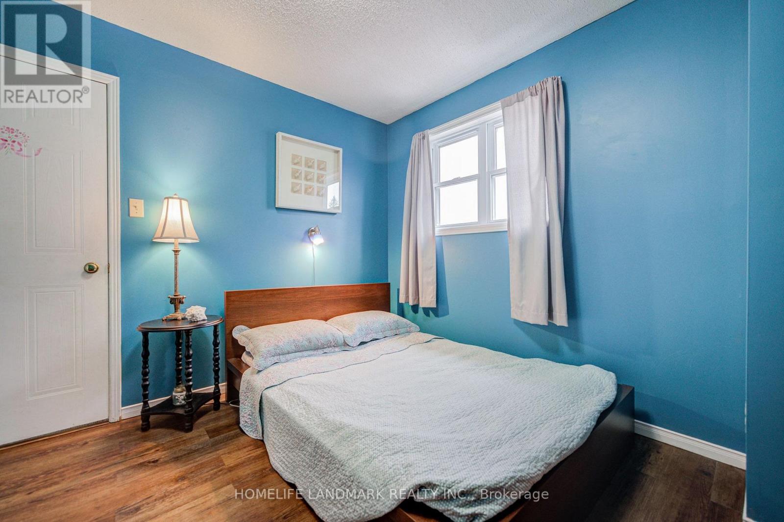 8 Closs Square, Aurora, Ontario  L4G 5H7 - Photo 9 - N13648488