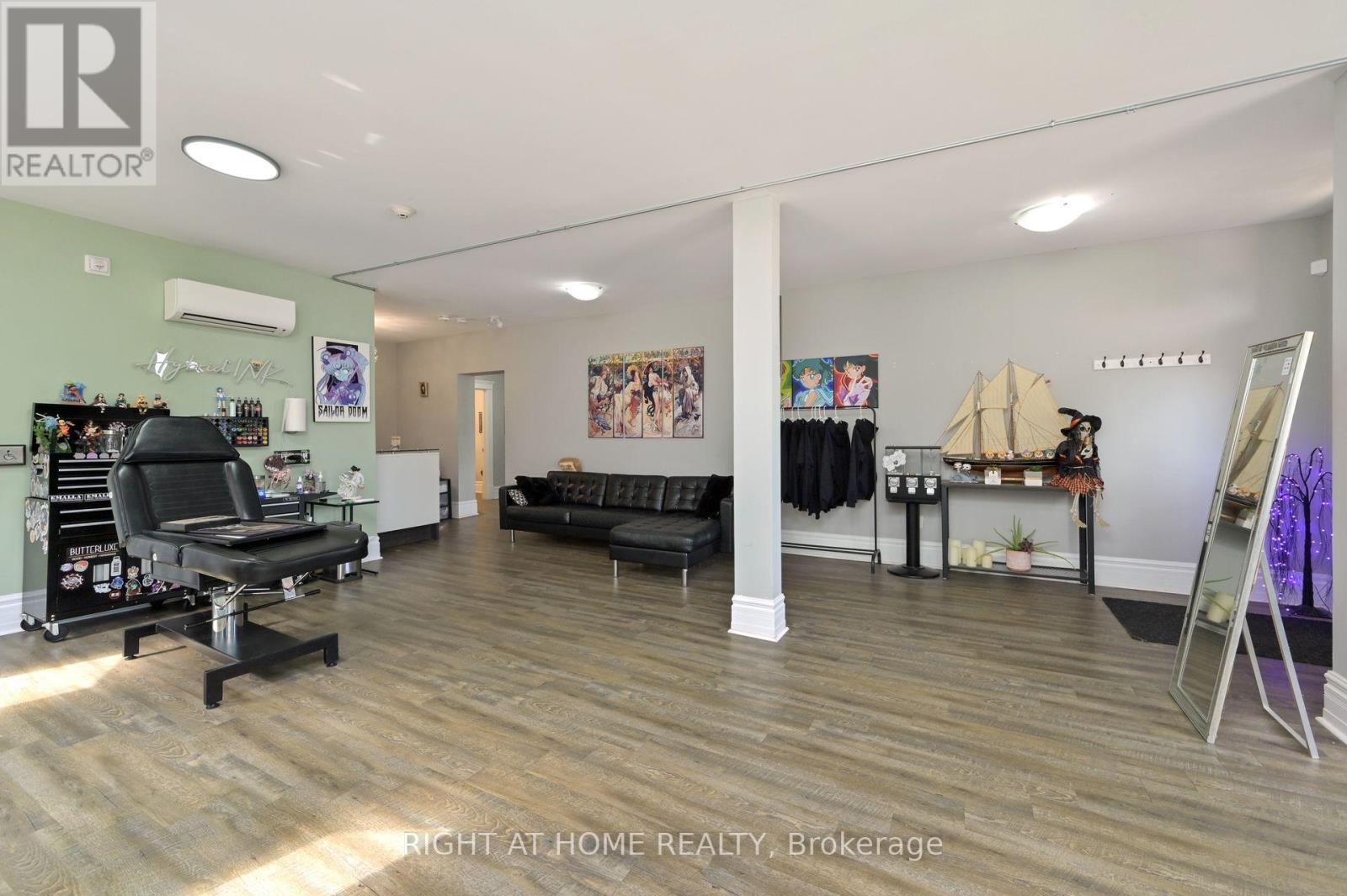 102 A & B - 170 Bradford Street, Barrie, Ontario L4N 3B5 - Photo 15 - S13648480