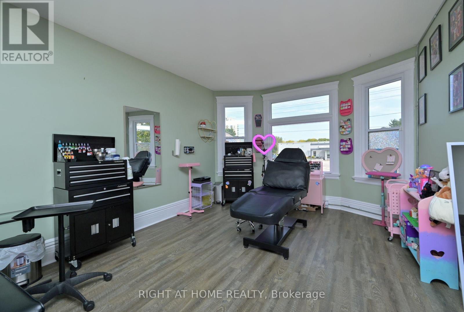 102 A & B - 170 Bradford Street, Barrie, Ontario L4N 3B5 - Photo 20 - S13648480